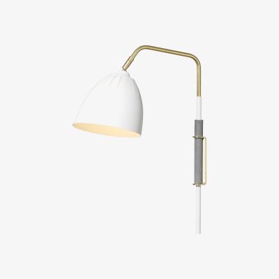 Nordic Nest Lean wall lamp white