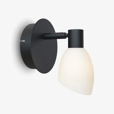 Nordic Nest Herstal Cut wall lamp Black
