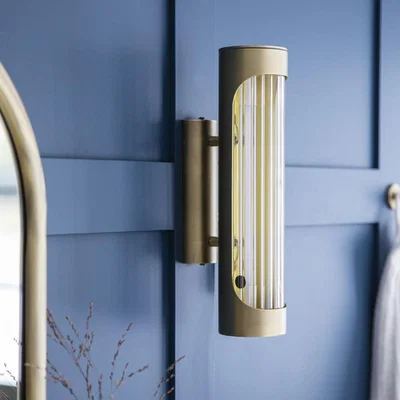 Olivia's Garden Trading Novello Wall Light in Brass Finish