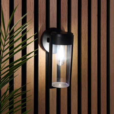 The Range Bodie Solar Wall Light - Black