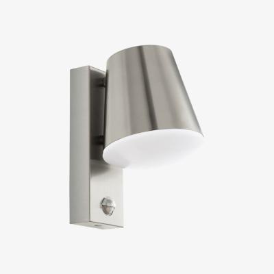 The Range Caldiero Modern stainless steel exterior wall light with sensor - Silver