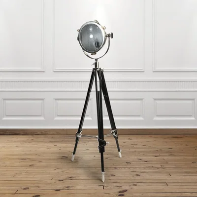 Cuckooland Culinary Concepts Rolls Headlamp with Industrial Black Wooden Tripod