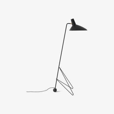 Made in Design Tripod HM8 Floor lamp - / 1953 model by &tradition Black