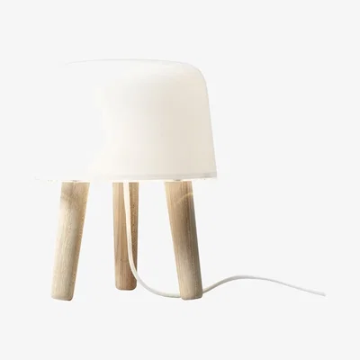 Nordic Nest Milk floor lamp lamp with white cord