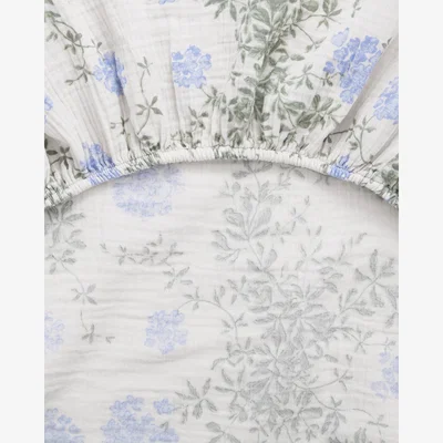 Nordic Nest Garbo&Friends Plumbago Muslin fitted sheet 180x200x30 cm