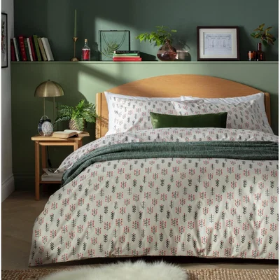 Habitat Habitat Berry Leaf Christmas Bedding Set - Double