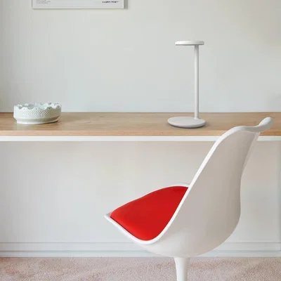 Amara Flos - Oblique QI Table Lamp - 2700k - Matte White