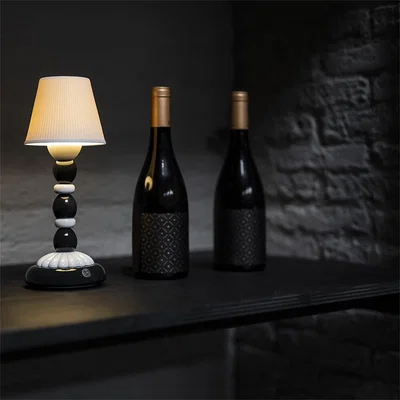 Amara Palm Firefly Table Lamp