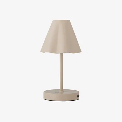 Made in Design Lianna Wireless rechargeable lamp metal beige / Ø 15 x H 28 cm - Bloomingville