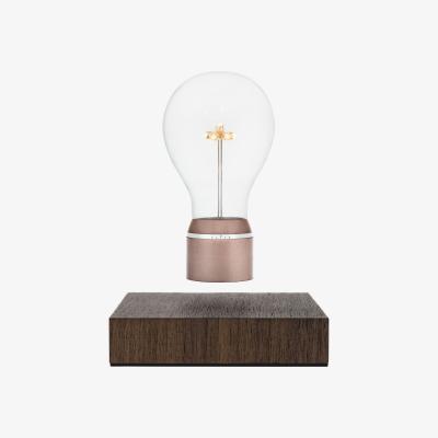 Made in Design Flyte Buckminster Table lamp - / Levitating bulb by Flyte Copper/Natural wood/Metal