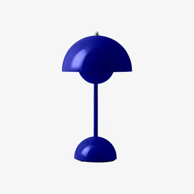 Nordic Nest &Tradition Flowerpot portable table lamp VP9 Cobalt blue