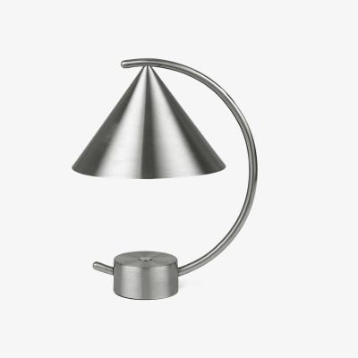 Nordic Nest Meridian table lamp Brushed Steel
