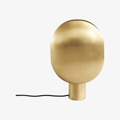 Nordic Nest 101 Copenhagen Clam table lamp 43.5 cm Brass