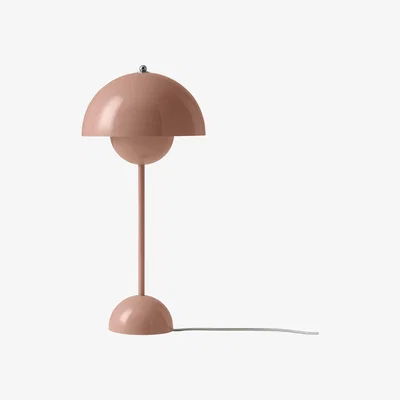 Nordic Nest FlowerPot VP3 table lamp light pink