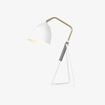 Nordic Nest Lean table lamp white