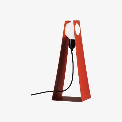 Nordic Nest Bsweden Glasgow table lamp Red black textile cord
