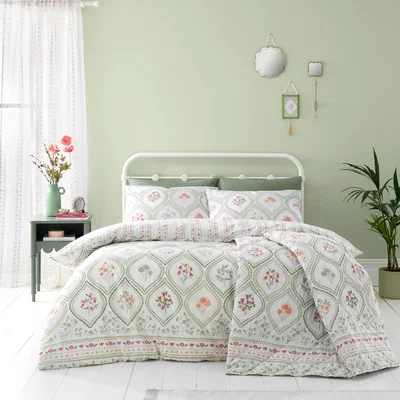 Downtown Catherine Lansfield Cameo Floral Duvet Cover Set - Single In Green/Pink