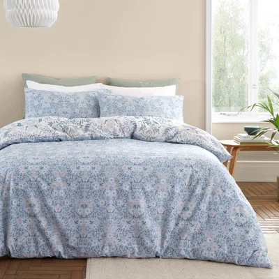 Downtown Bianca Hedgerow Hopper Duvet Cover Set - Single In Blue