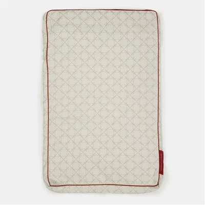 Amara Pillows
