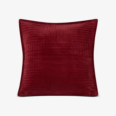 Nordic Nest Lexington Quilted Velvet Star cushion cover 50x50 cm Red