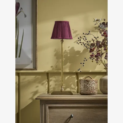 Cox and Cox 18cm Mulberry Scalloped Shade