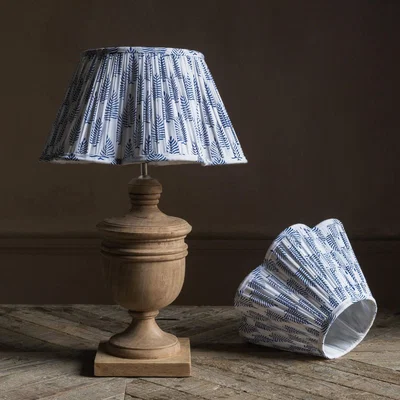 Graham & Green Graham and Green Scalloped Leaf Empire Shade 16"