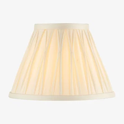 Knees Chatsworth 20cm Shade - Ivory