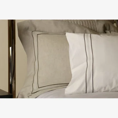 And So To Bed Mowbray Oxford Pillowcase Pair