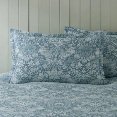 Dunelm Strawberry Thief 100% Cotton Oxford Pillowcase