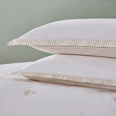 Dunelm Dorma Bee Embroidery 100% Cotton Oxford Pillowcase Pair Brown/White