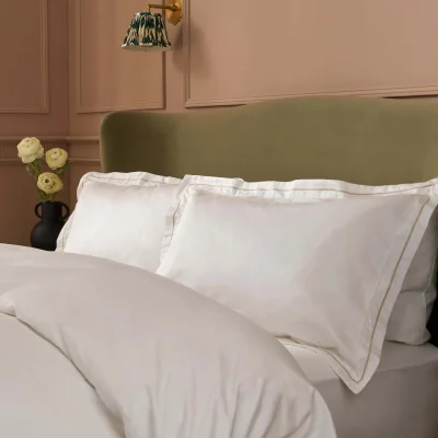 Feather & Black Kensington Oxford Pillowcase Pair, Natural, King