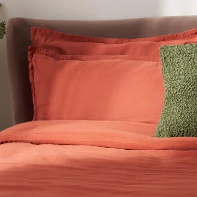 Feather & Black Natural Collection Pillowcase Pair - Rust