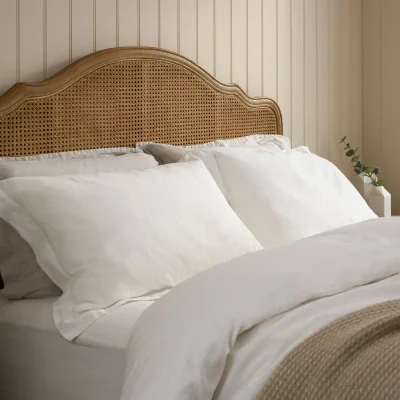 Feather & Black Amelie Oxford Edge Pillowcase Pair, White, King