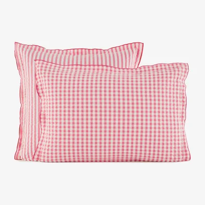 La Redoute Cottage Raspberry Pillowcase in Cotton Seersucker