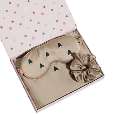 Wolf & Badger Grey Evergreen 3 Piece Silk Gift Set - Silk Pillowcase & Silk Sleep Eye Mask & Silk Scrunchie Lost Pattern Nyc