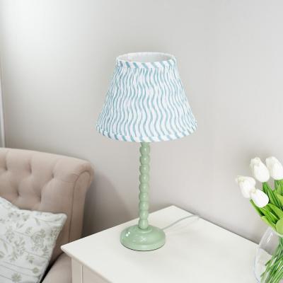 La Redoute Green Bobbin Table Lamp with Arrow Small Shade