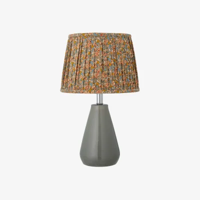 Nordic Nest Bloomingville Etty table lamp Green