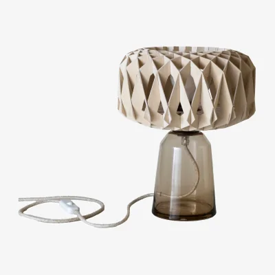 Nordic Nest Pilke Signature 25 table lamp Amber-birch Ø28x34 cm