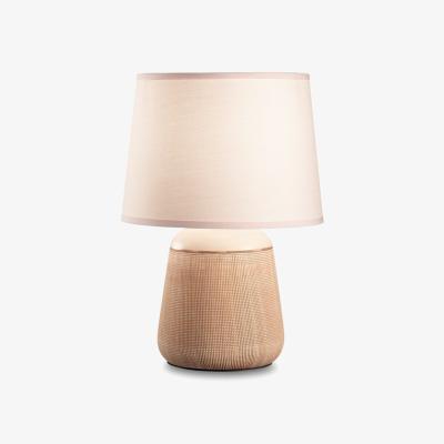 The Range Kali'-2 Indoor Table Lamp 1 Light with Shade - White