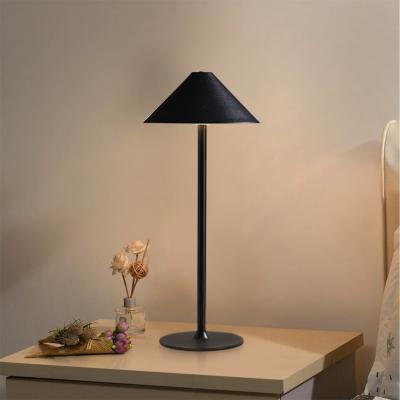 The Range Mushroom-Shaped Rechargeable Tri-Color Table Lamp - Black