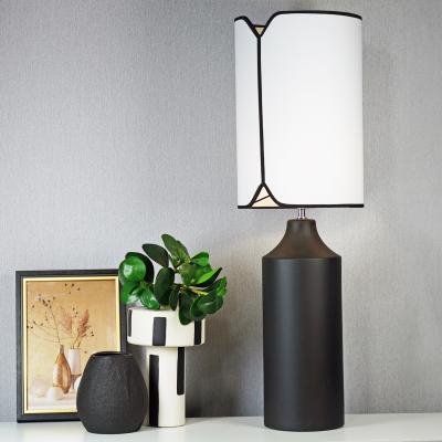 The Range Uma Lamp - Black
