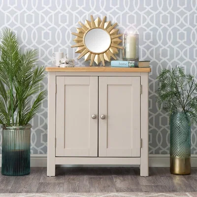 Chiltern Oak Furniture Rutland Painted Oak 2 Door Cupboard