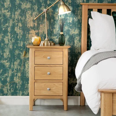 Chiltern Oak Furniture Bergen Oak Large Bedside Cabinet