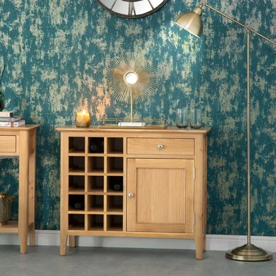 Chiltern Oak Furniture Bergen Oak Wine Cabinet