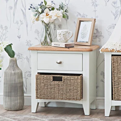 Chiltern Oak Furniture Gloucester White Painted 1 Drawer 1 Wicker Basket Cabinet