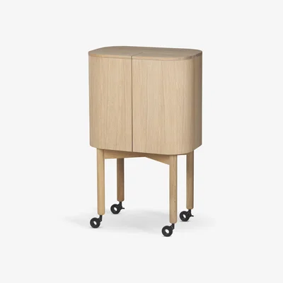 Nordic Nest Northern Loud bar cabinet on wheels Light oiled oak