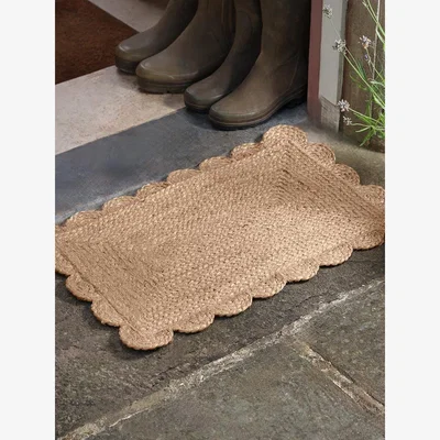 Cox and Cox Scalloped Jute Doormat