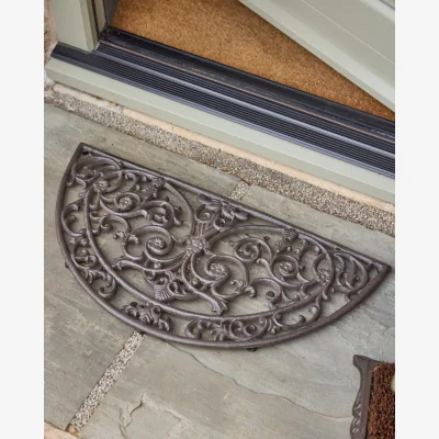 Dibor Cast Iron Crescent Doormat