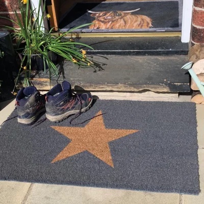 Hug Rug Printed Coir Inverse Star Doormat
