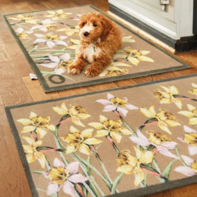 Hug Rug Daffodil Blooms Washable Doormat